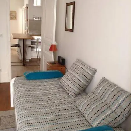 47m2 Calme Au Coeur De Appartamento Parigi